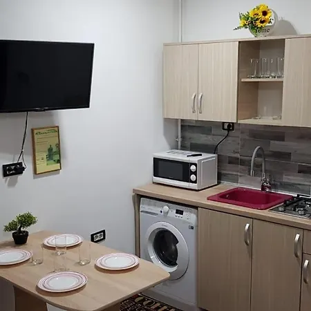 Plaja Modern Black Sea *